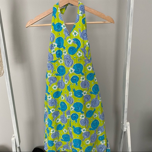 Snail Lily Pulitzer summer dress. Size says 16 but it fits like a 4! - Picture 2 of 3